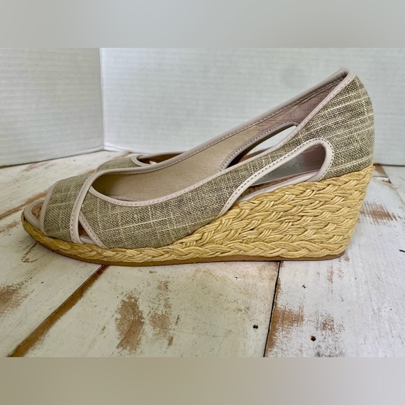 Donald J. Pliner Coraa Linen Espadrille Wedge Sandals sz 6.5 peep toe summer EUC - Picture 1 of 13